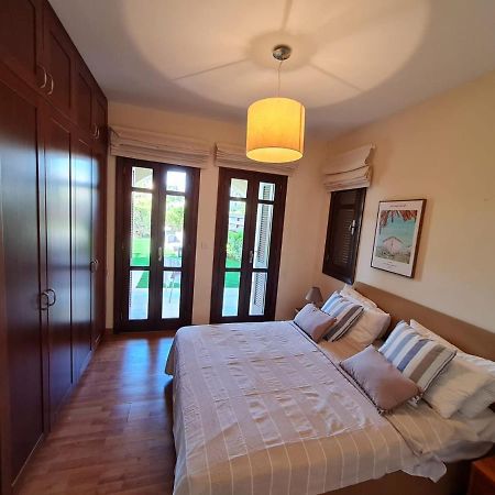 Helios Heights Spirits, Aphrodite Hills Golf Resort Куклия Экстерьер фото