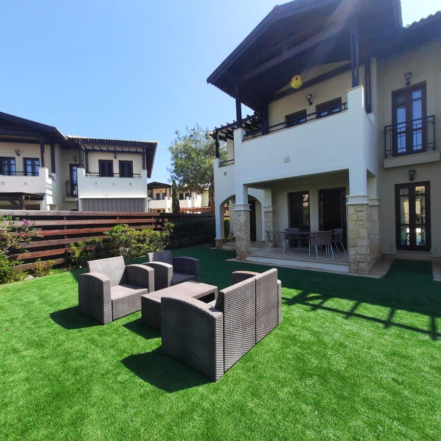 Helios Heights Spirits, Aphrodite Hills Golf Resort Куклия Экстерьер фото