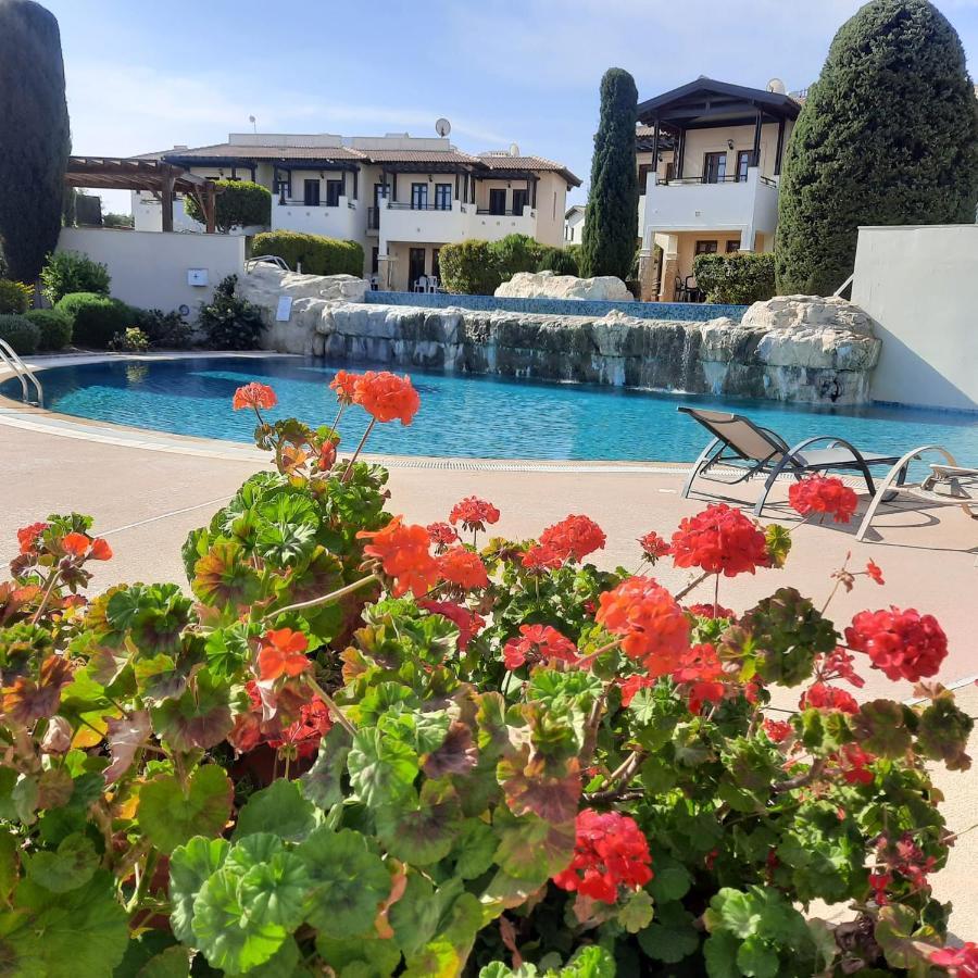 Helios Heights Spirits, Aphrodite Hills Golf Resort Куклия Экстерьер фото